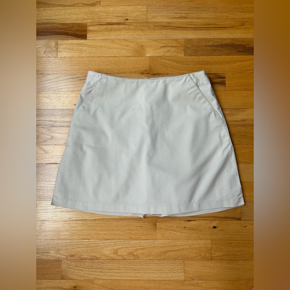 Adidas golf/sport skirt size 6